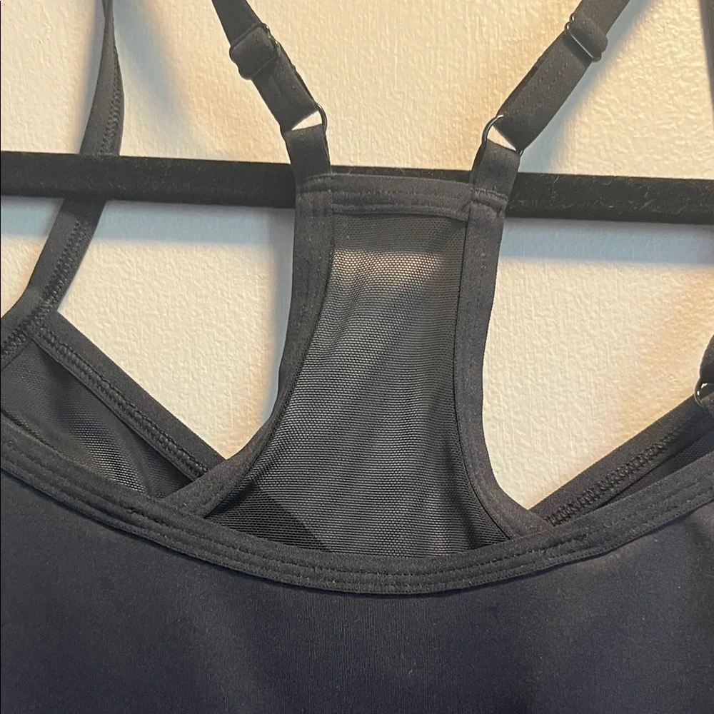 ALO Yoga Black Strappy Racerback Crop Sports Bra
